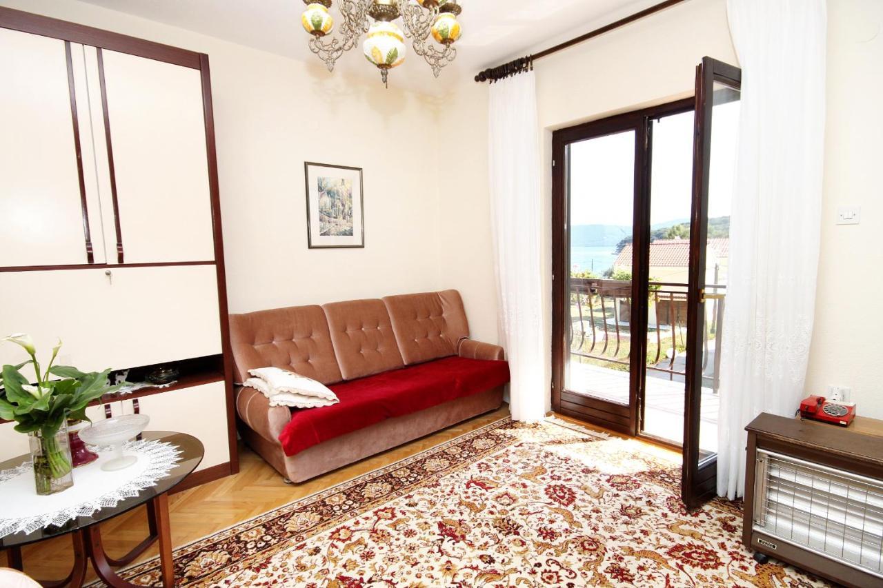 Apartments By The Sea Brgulje, Molat - 6241 Dış mekan fotoğraf